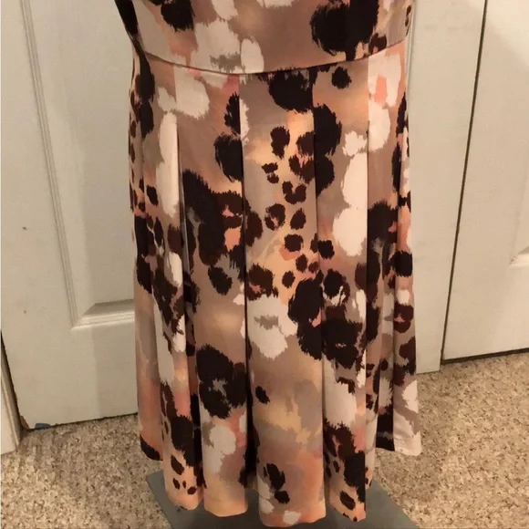 Eva Mendes dress - Picture 2 of 5